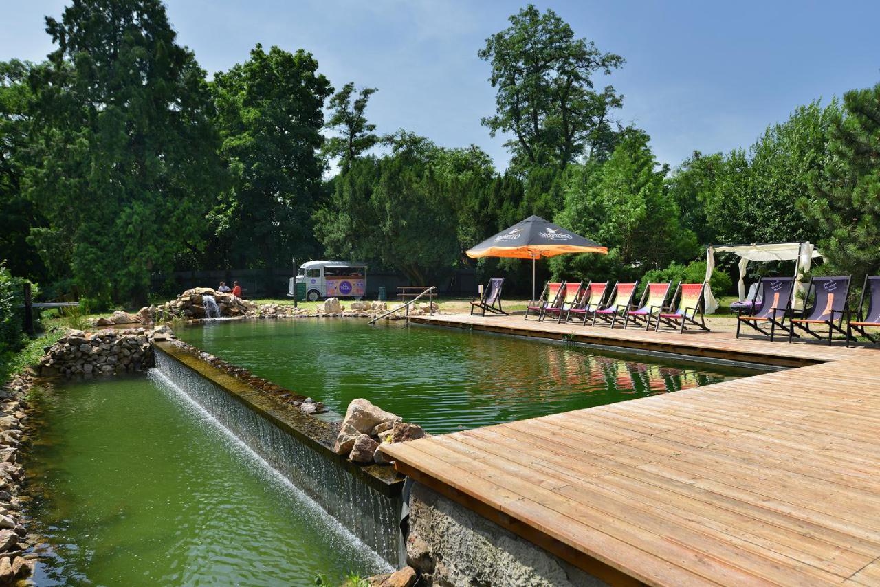 Chateau Loucen Garden Retreat المظهر الخارجي الصورة
